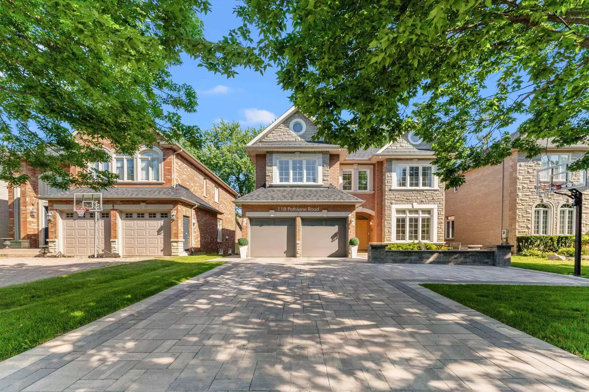 Richmond Hill, ON L4B 4R1,118 Pathlane RD
