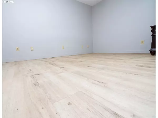 Portland, OR 97266,3020 SE 90TH PL
