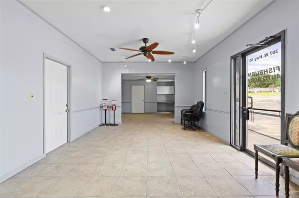 Gilmer, TX 75644,307 W US HWY 80
