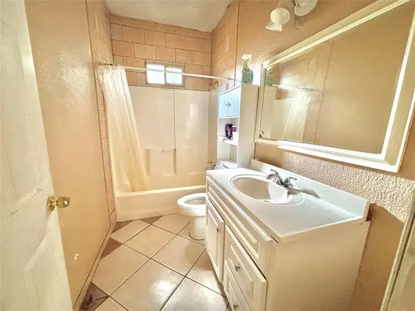 Paris, TX 75460,870 SW 4th st