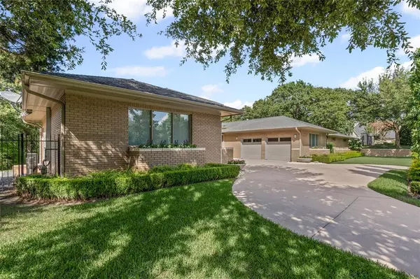 Southlake, TX 76092,1221 Wyndham Hill Lane
