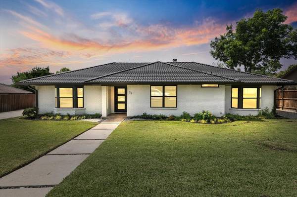29 Crestwood Drive, Trophy Club, TX 76262