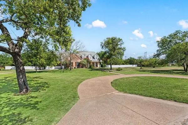 Weatherford, TX 76088,100 Duke Trail