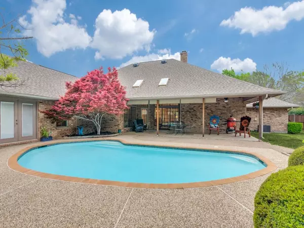 Fort Worth, TX 76132,6812 Riverdale Drive