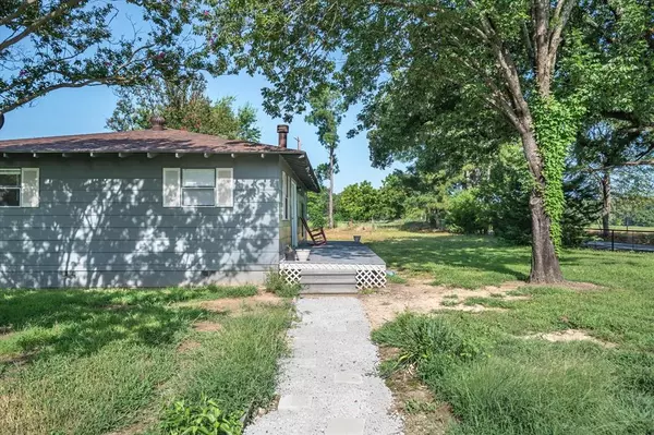 Grand Saline, TX 75140,540 Vz County Road 1815