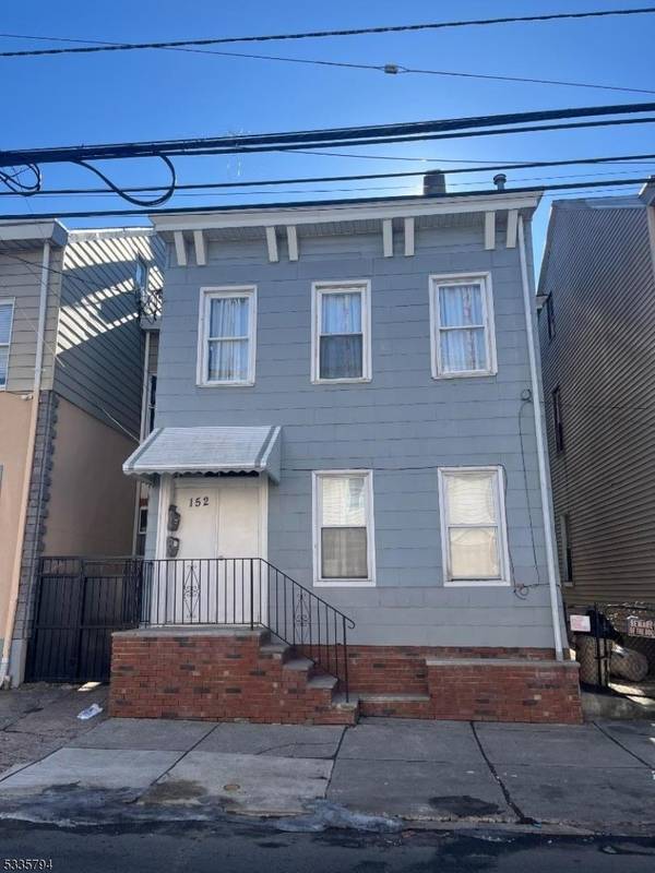 152 20th Ave, Paterson City, NJ 07501