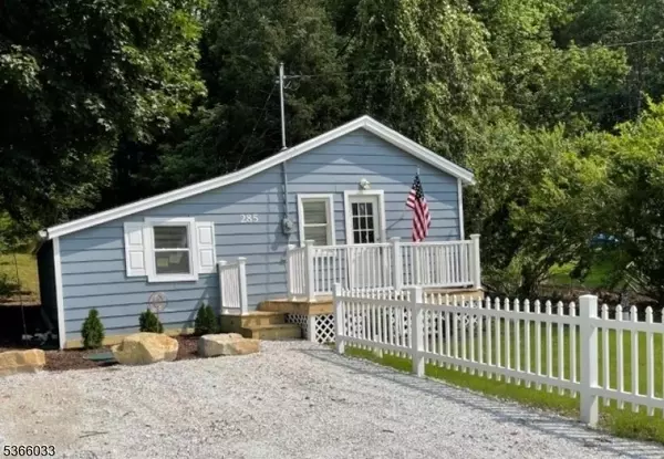 285 Stickles Pond Rd, Andover Twp., NJ 07860