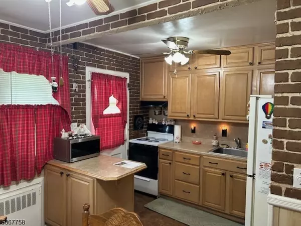 Scotch Plains Twp., NJ 07076,2081 Portland Ave