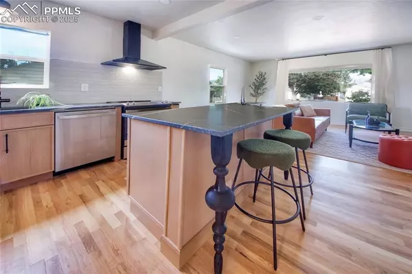 Colorado Springs, CO 80909,913 N Meade AVE