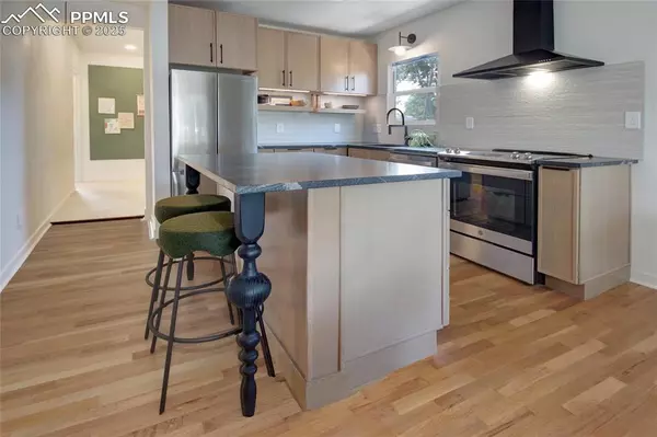 Colorado Springs, CO 80909,913 N Meade AVE