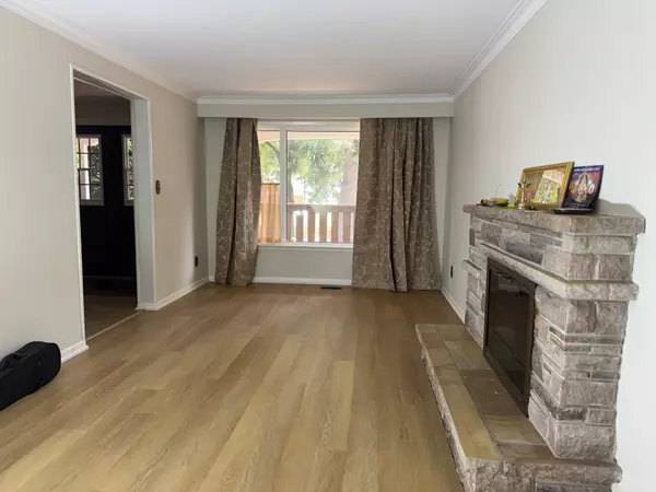 Toronto E09, ON M1G 3P6,10 Griselda CRES #Main