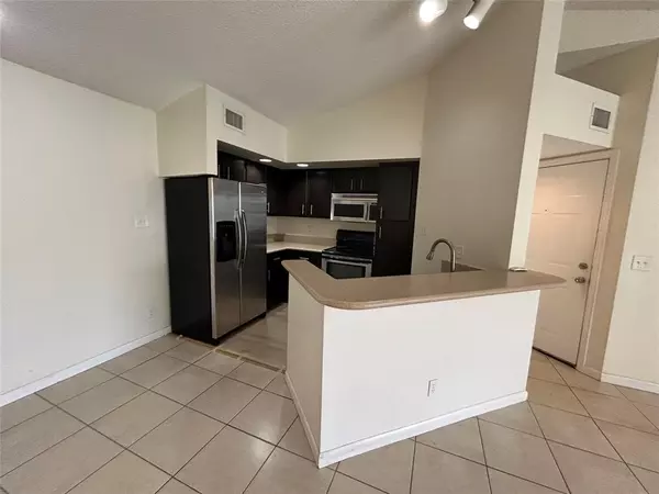 Plantation, FL 33325,457 Vista Isles Dr #2127