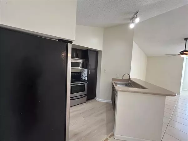 Plantation, FL 33325,457 Vista Isles Dr #2127