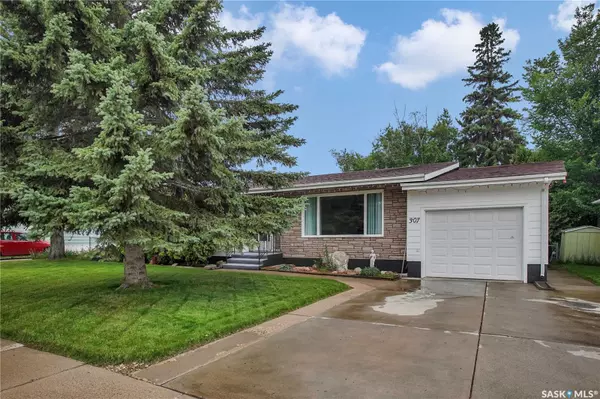 Saskatoon, SK S7L 3C6,307 U AVENUE N