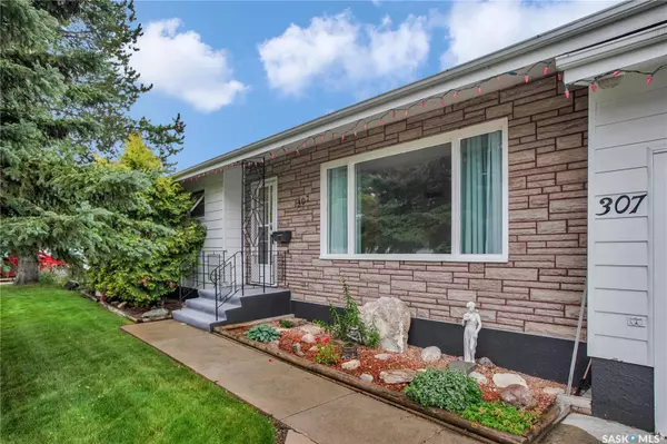 Saskatoon, SK S7L 3C6,307 U AVENUE N