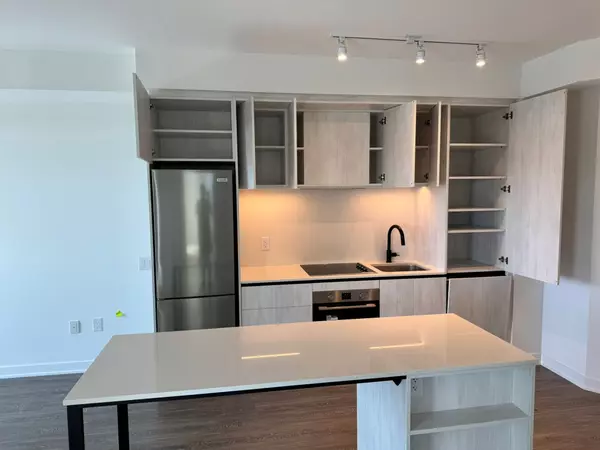 Mississauga, ON L5M 2T2,2495 Eglinton AVE #1506
