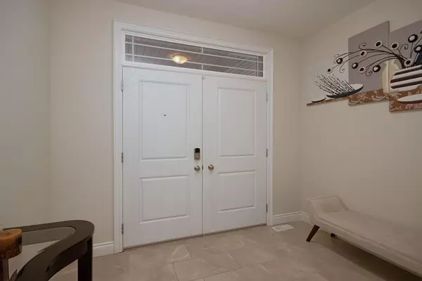 London South, ON N6M 1G5,2544 Holbrook DR