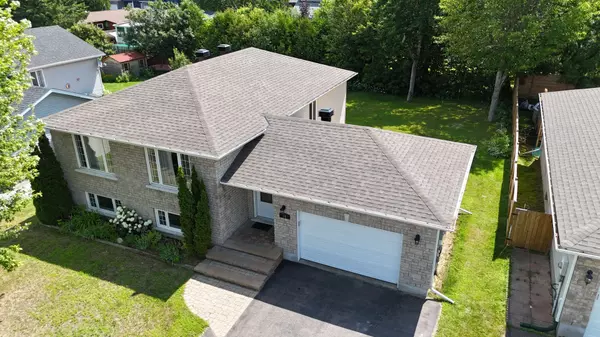 31 Cockcroft CRES, Deep River, ON K0J 1P0