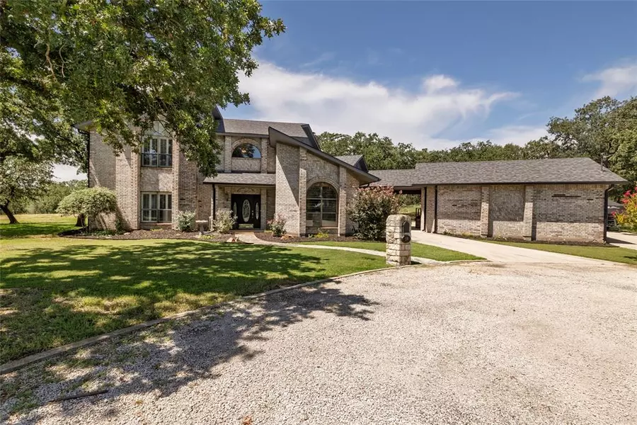 519 Durbin Court, Runaway Bay, TX 76426