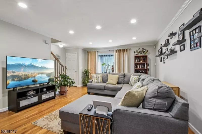 201 Watchung Ave #20, Bloomfield Twp., NJ 07003