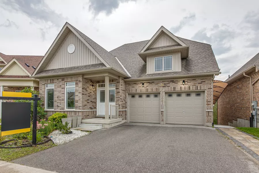 56 Megan CRES, Barrie, ON L4N 6E4