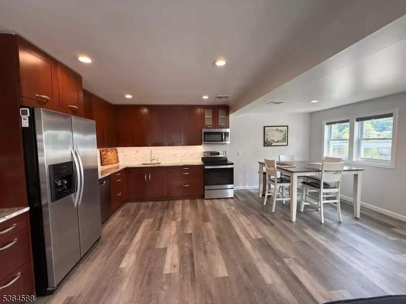 Sparta Twp., NJ 07871,65 Lake Shore Dr
