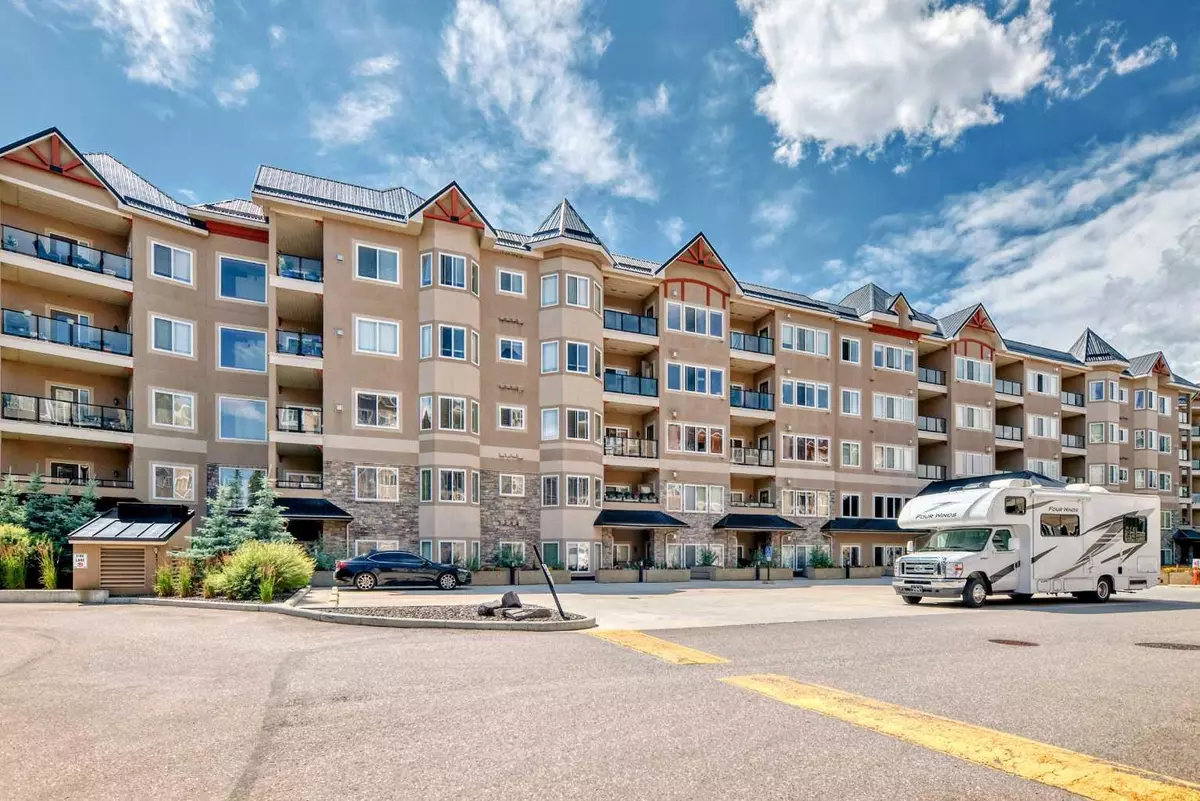Calgary, AB T3H5X3,10 Discovery Ridge Close SW #411