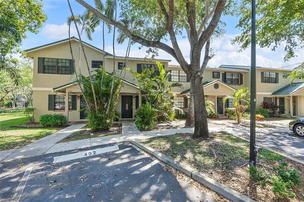 Plantation, FL 33324,492 Westree Ln