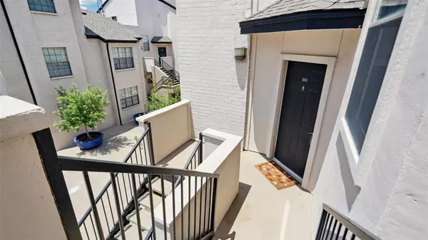 3901 Travis Street #230, Dallas, TX 75204