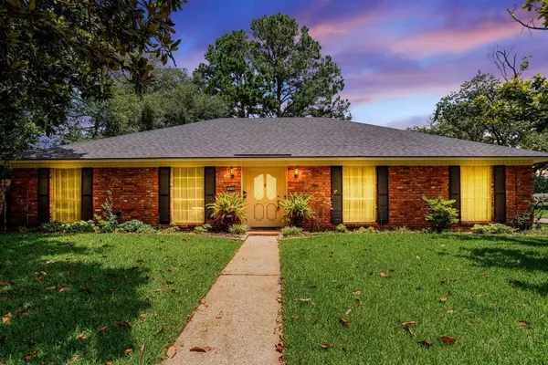 824 Captain Shreve Drive, Shreveport, LA 71105