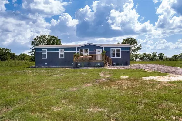 Powell, TX 75153,3605 County Rd 0190