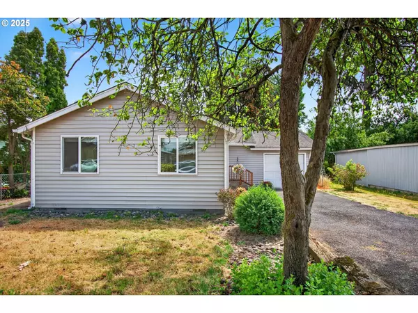 Kelso, WA 98626,1302 PACIFIC AVE