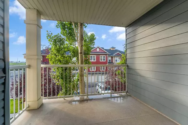 Calgary, AB T3M 0M6,57 Auburn Bay Common Southeast