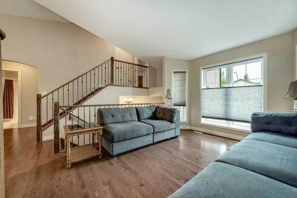 Red Deer, AB T4R 0L4,60 Sutherland Close