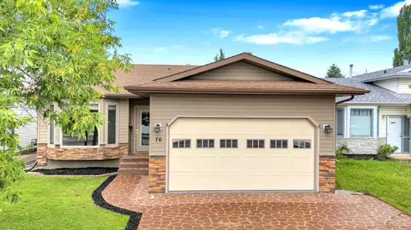 76 kirby ST, Red Deer, AB T4P 3M4