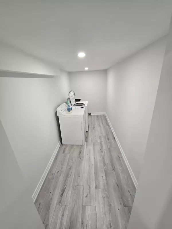 Markham, ON L3S 2H3,19 Chloe CRES #Basement