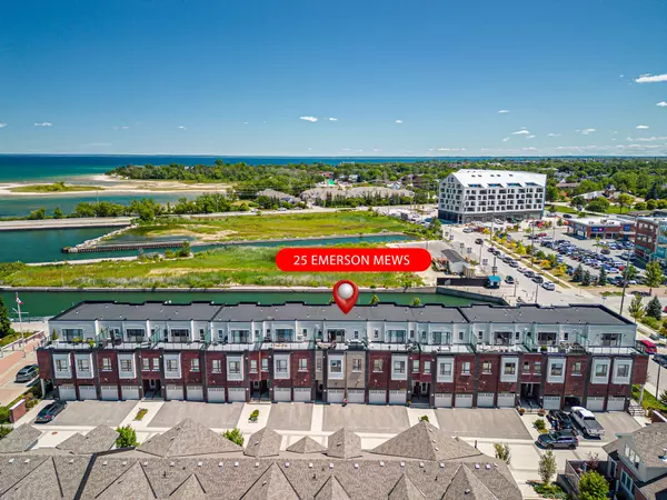 Collingwood, ON L9Y 2X4,25 Emerson Mews #6