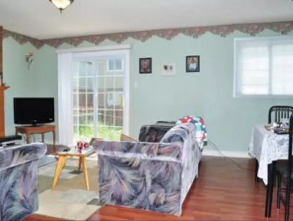 Brampton, ON L6Y 2P7,151 Morton WAY #Back unit