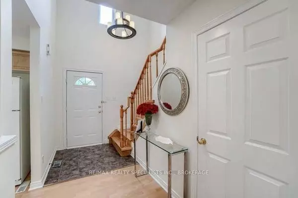 Mississauga, ON L5M 5Z9,5958 Greensboro DR #10