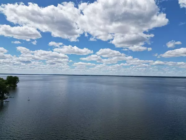 Prince Edward County, ON K0K 1W0,1692 North Big Island RD