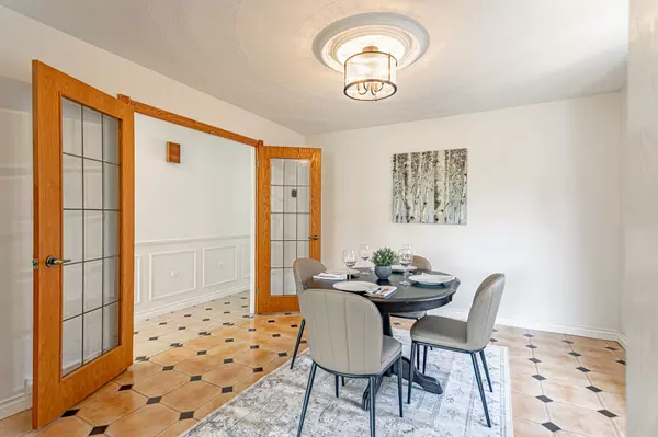 London South, ON N6E 1N7,982 DEARNESS DR