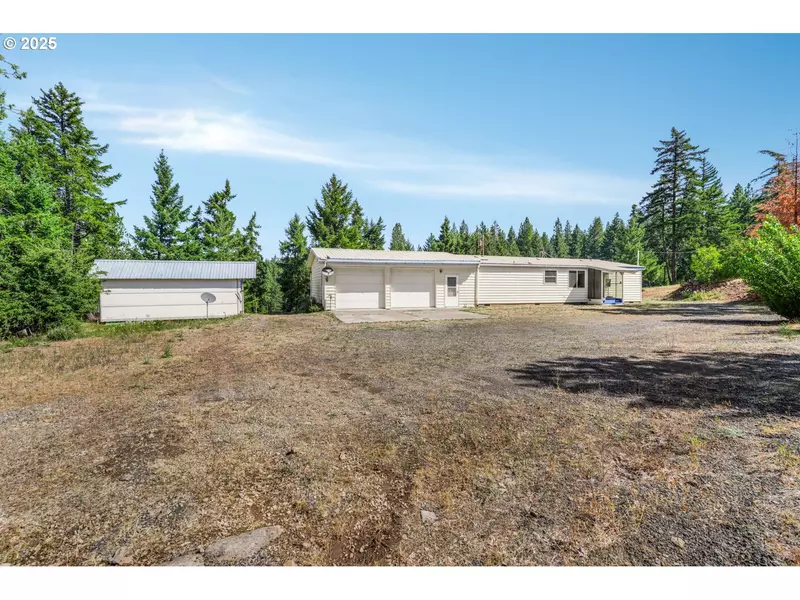 338 LAKESIDE RD, Glenwood, WA 98619