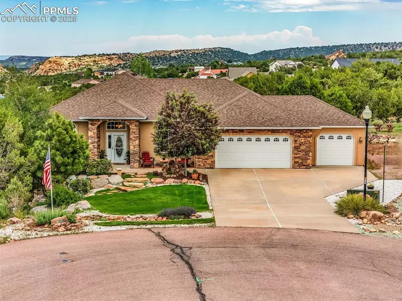 24 Pike View DR, Canon City, CO 81212