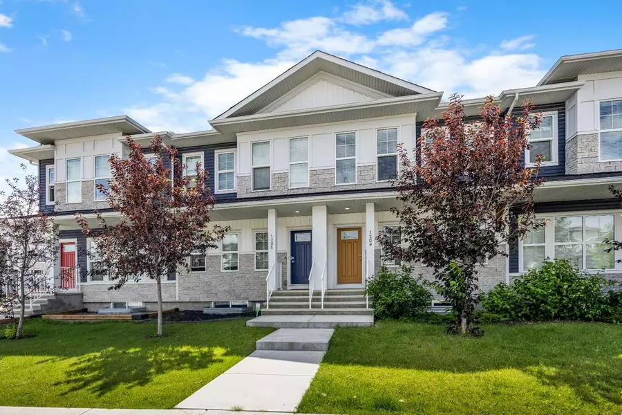 1209 Carrington BLVD Northwest, Calgary, AB T3P 1M2
