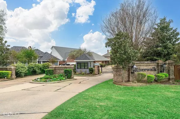 Shreveport, LA 71105,7204 Old River Drive