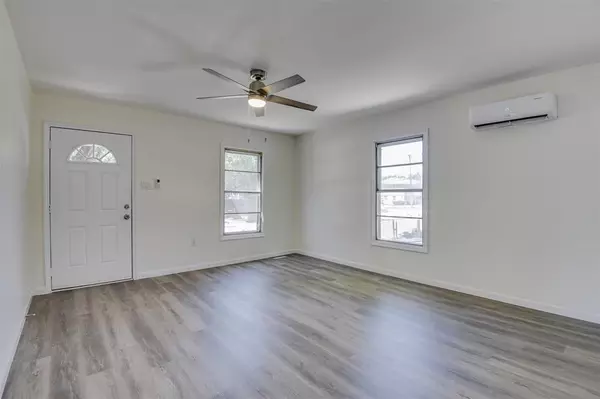 Haltom City, TX 76117,4305 Mckibben Street
