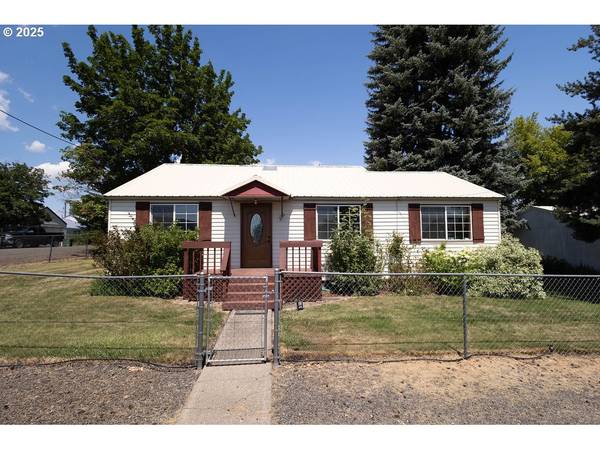 1285 DETROIT ST, Elgin, OR 97827