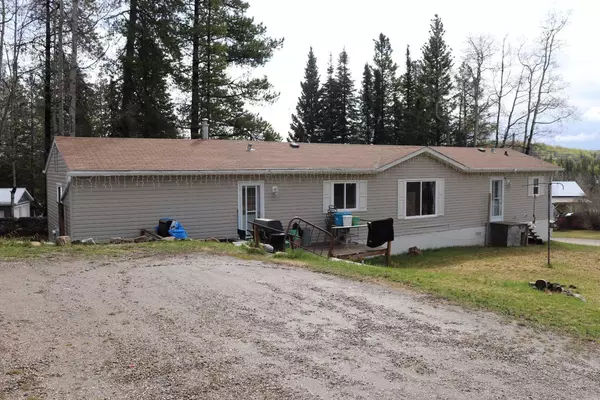 5001 51 Street, Robb, AB T0E 1X0