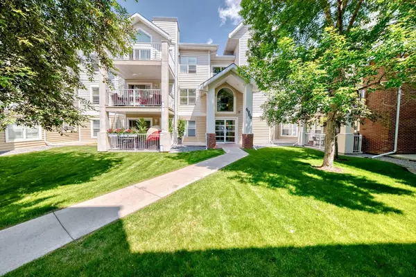 6900 Hunterview DR NW #307,  Calgary,  AB T2K 6K6
