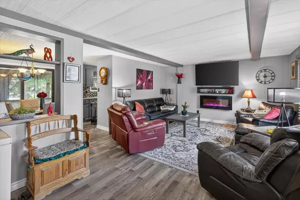 Innisfil, ON L9S 1P2,45 Linden LN